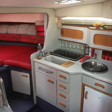 Hotel en barco Sejour De Reve Avec Parking Inclus Antibes